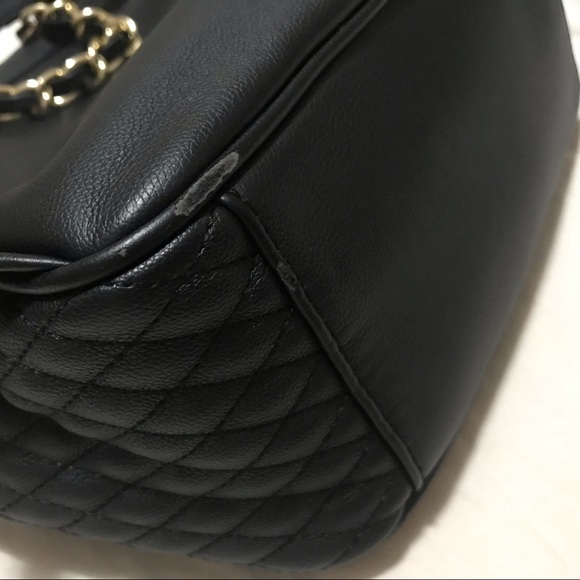 Guess Larson Quilted Black Mini Backpack - Picture 6 of 11
